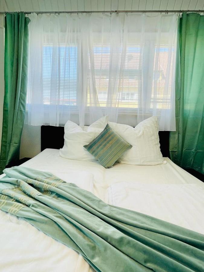 FDH 4Room-Central, Modern Near Mtu-The Catamaran By Lakescape Fewos מראה חיצוני תמונה