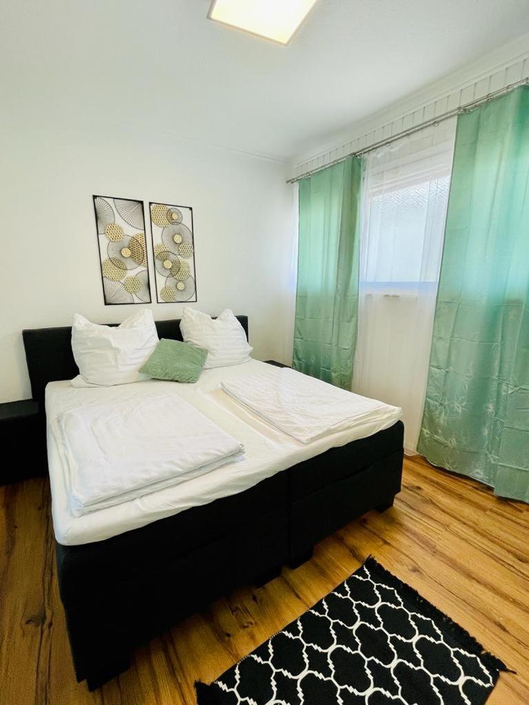 FDH 4Room-Central, Modern Near Mtu-The Catamaran By Lakescape Fewos מראה חיצוני תמונה