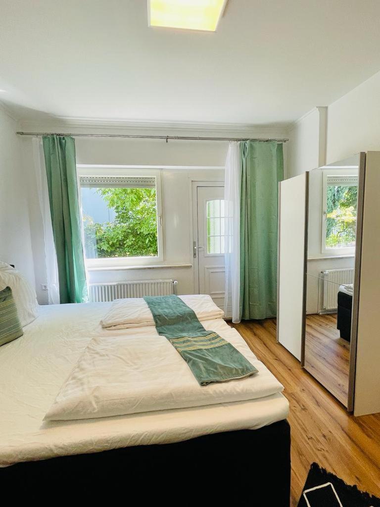 FDH 4Room-Central, Modern Near Mtu-The Catamaran By Lakescape Fewos מראה חיצוני תמונה